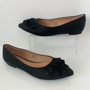 JOURNEE COLLECTION Judy Pointed Toe Wide Width Flat in Black NEW